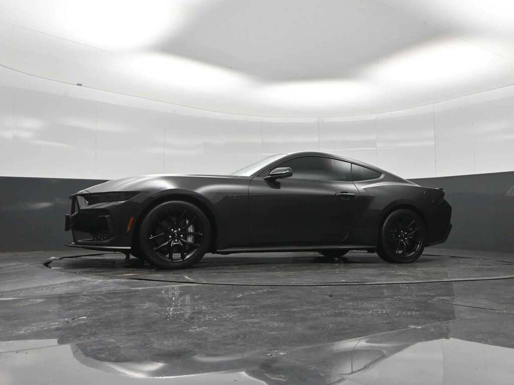 2024 Ford Mustang GT Premium Fastback