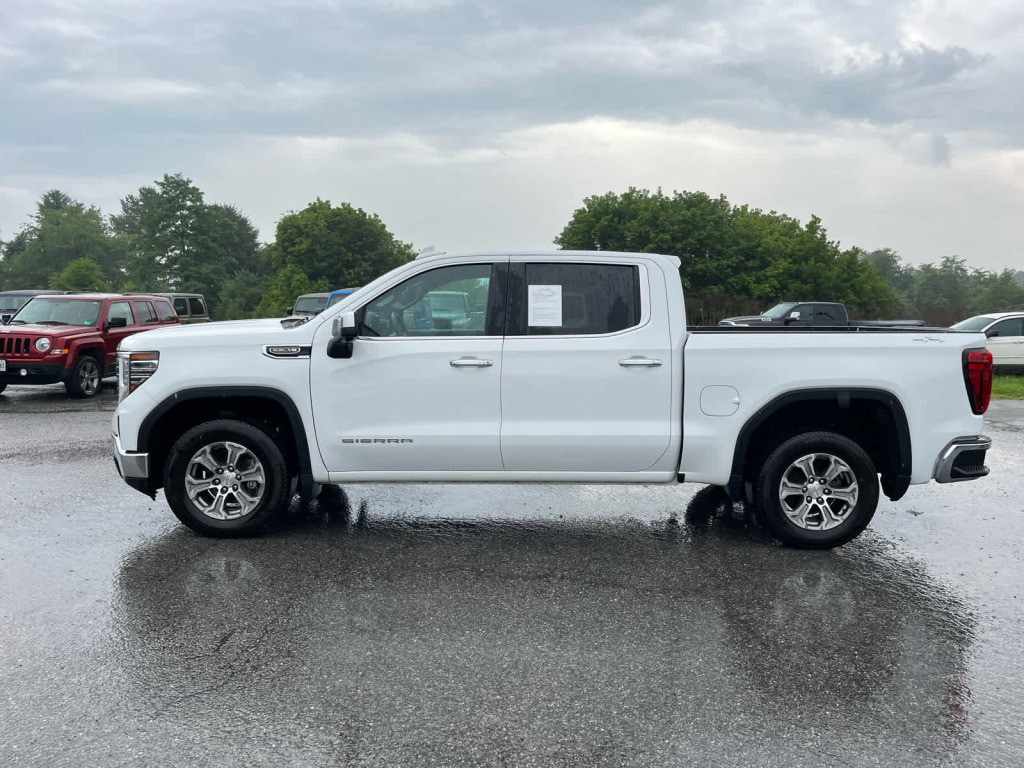 2024 GMC Sierra 1500 SLT