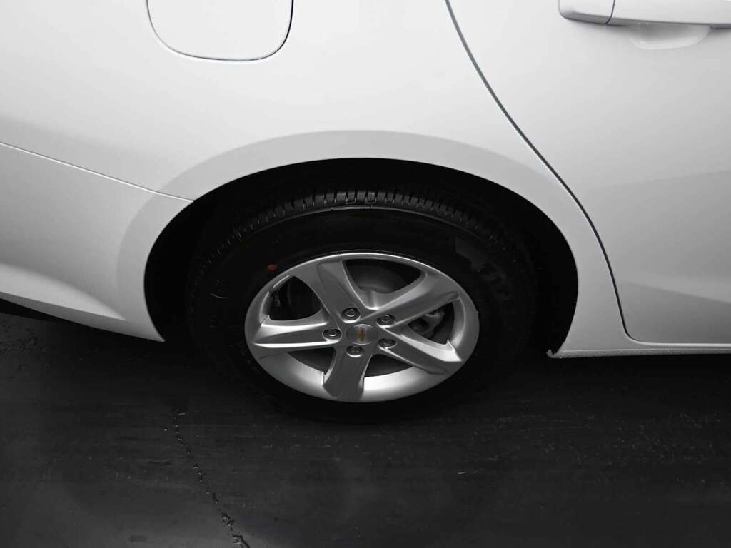 2025 Chevrolet Malibu FWD LS
