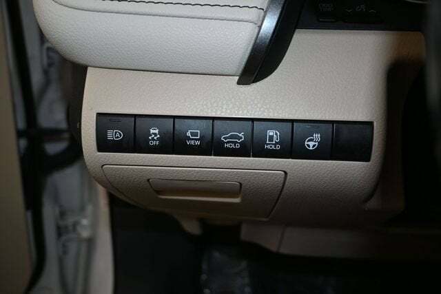 2024 Toyota Camry Hybrid XLE