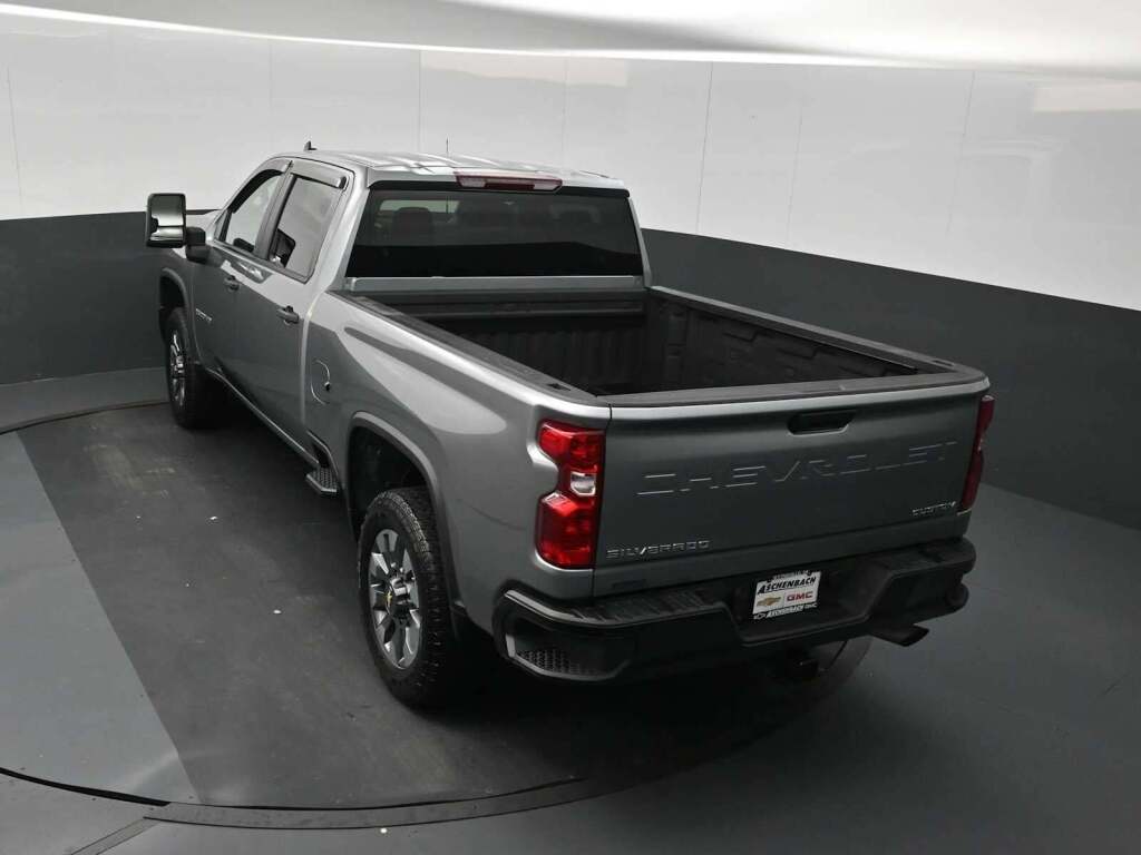 2025 Chevrolet Silverado 2500HD Custom