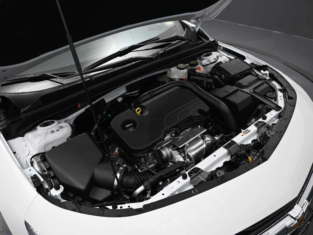 2025 Chevrolet Malibu FWD LS