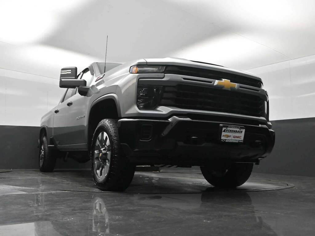 2025 Chevrolet Silverado 2500HD Custom