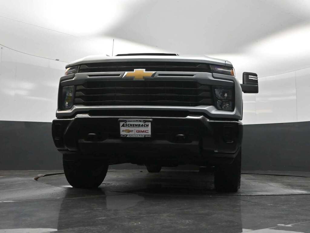 2025 Chevrolet Silverado 2500HD Custom