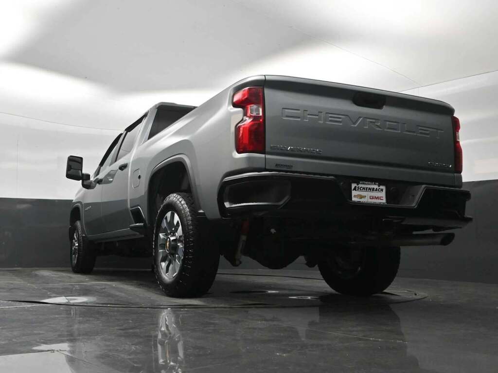 2025 Chevrolet Silverado 2500HD Custom