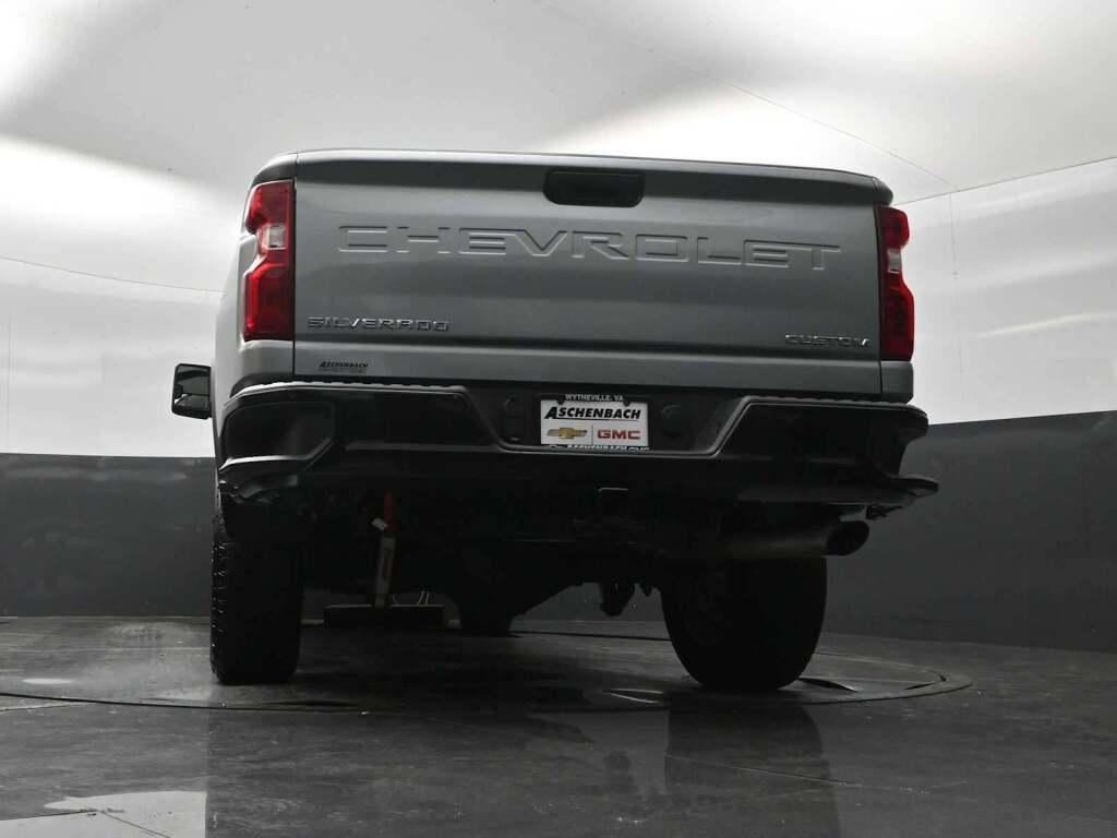 2025 Chevrolet Silverado 2500HD Custom