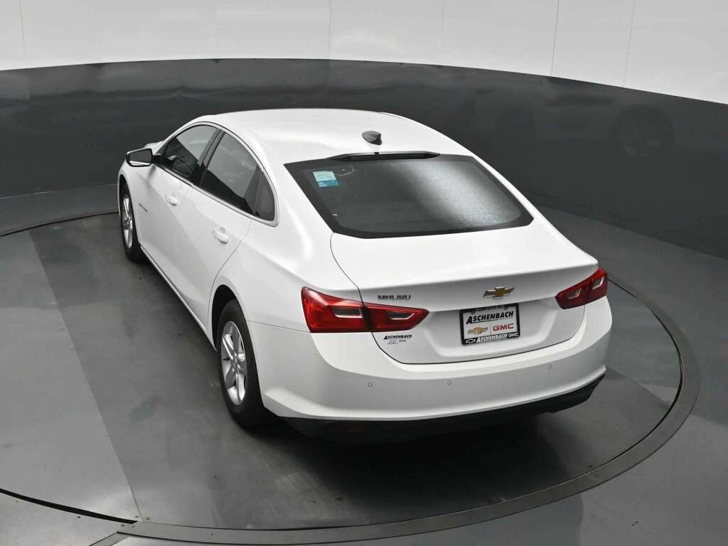 2025 Chevrolet Malibu FWD LS