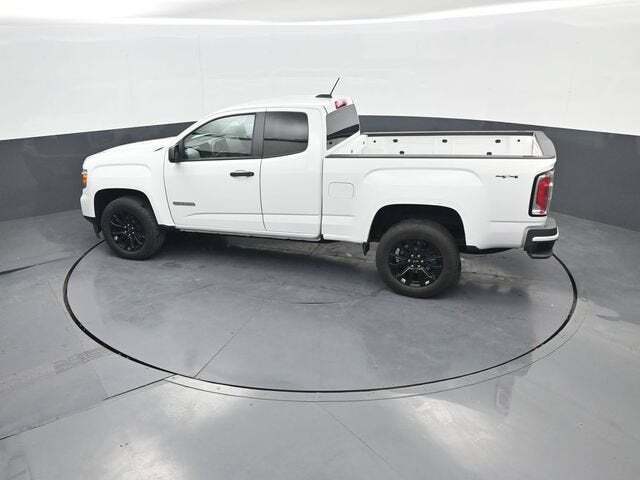 2022 GMC Canyon 4WD Extended Cab Elevation Standard