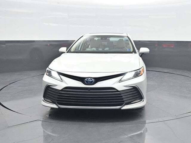 2024 Toyota Camry Hybrid XLE
