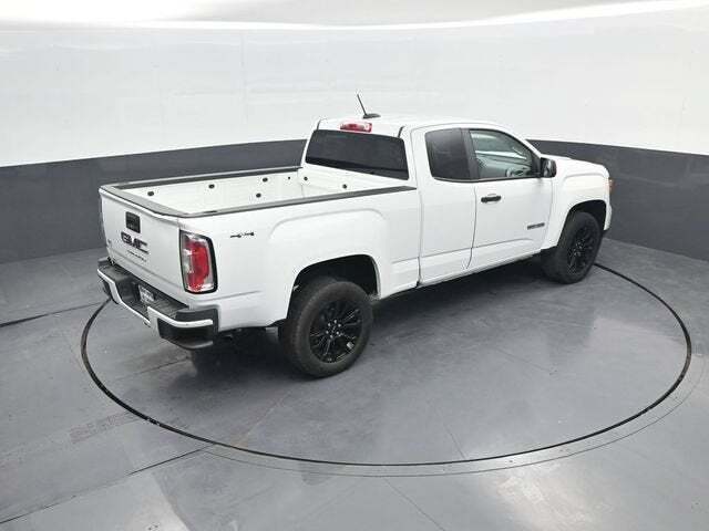 2022 GMC Canyon 4WD Extended Cab Elevation Standard