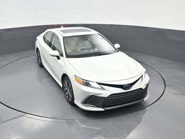 2024 Toyota Camry Hybrid XLE