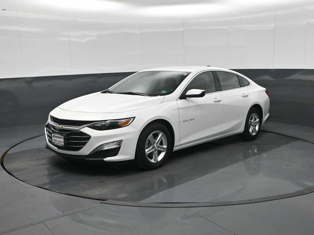 2025 Chevrolet Malibu FWD LS