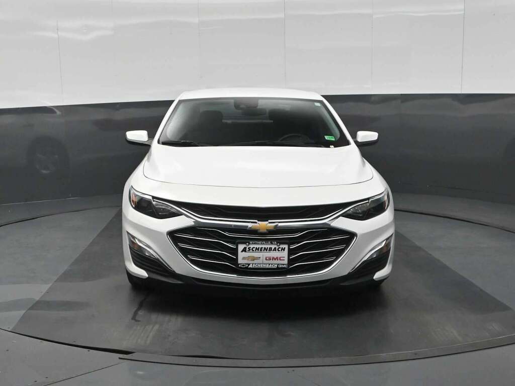 2025 Chevrolet Malibu FWD LS