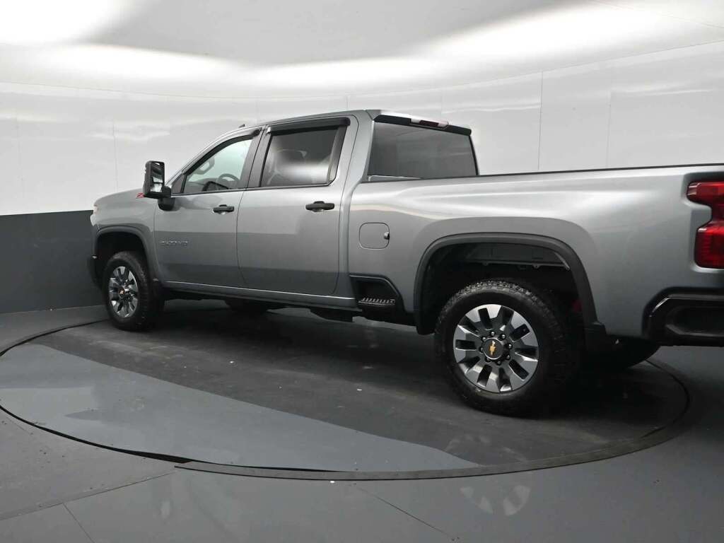 2025 Chevrolet Silverado 2500HD Custom