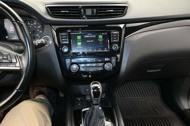 2022 Nissan Rogue Sport SL AWD Xtronic CVT