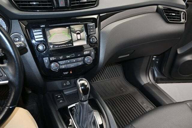 2022 Nissan Rogue Sport SL AWD Xtronic CVT