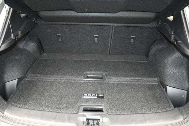 2022 Nissan Rogue Sport SL AWD Xtronic CVT