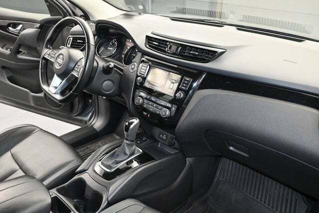 2022 Nissan Rogue Sport SL AWD Xtronic CVT