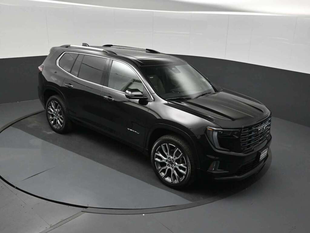 2026 GMC Acadia Denali Ultimate AWD