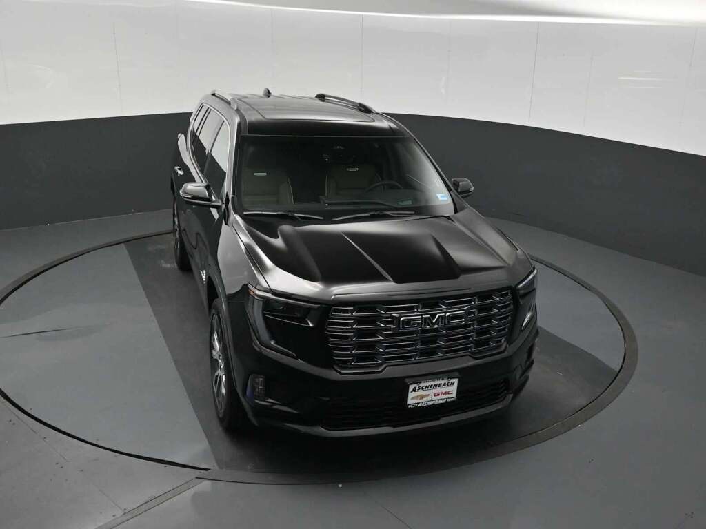 2026 GMC Acadia Denali Ultimate AWD