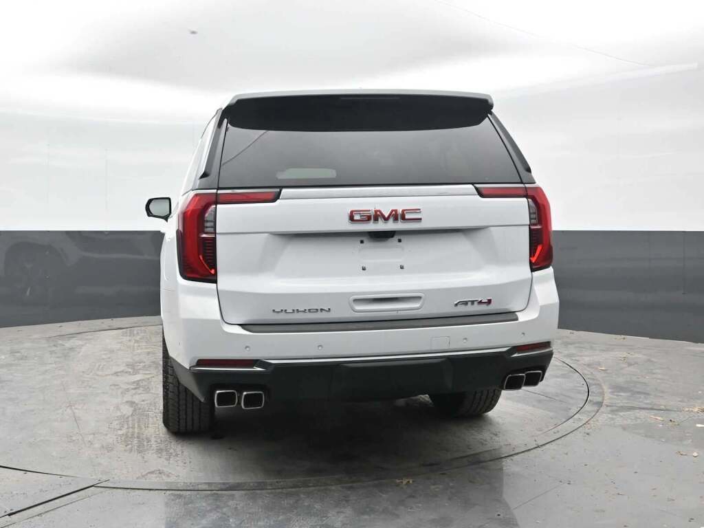 2026 GMC Yukon XL 4WD AT4