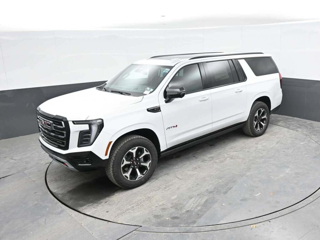 2026 GMC Yukon XL 4WD AT4