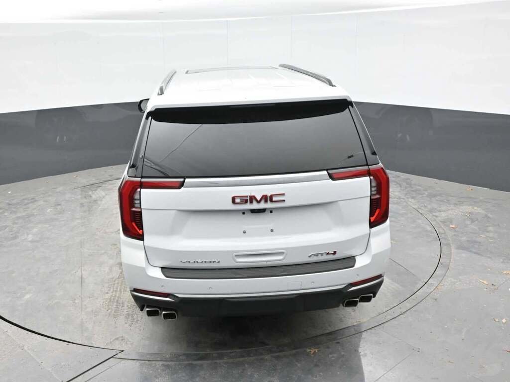 2026 GMC Yukon XL 4WD AT4