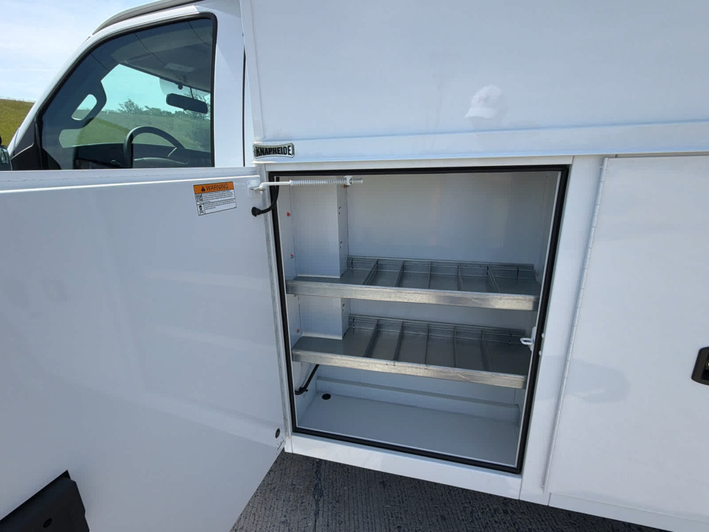 2025 GMC Savana Cutaway Work Van