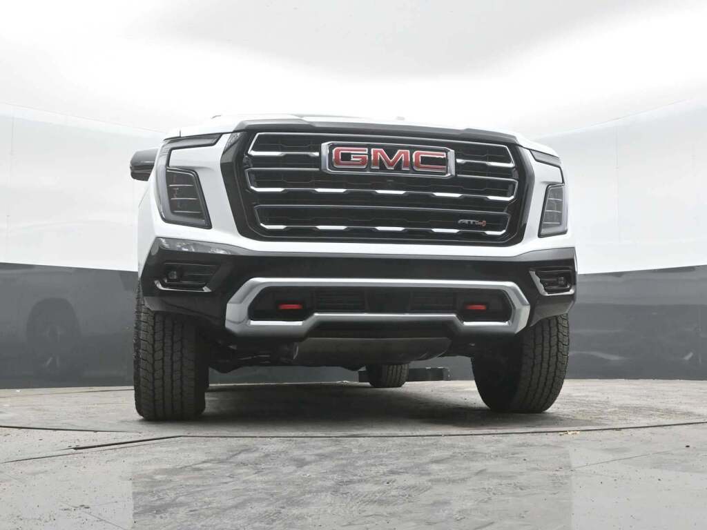 2026 GMC Yukon XL 4WD AT4