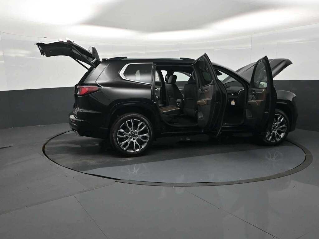 2026 GMC Acadia Denali Ultimate AWD