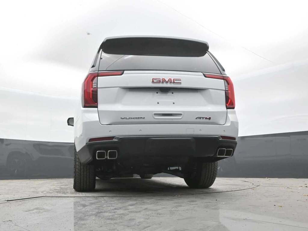 2026 GMC Yukon XL 4WD AT4