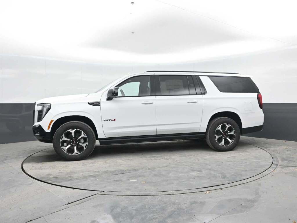 2026 GMC Yukon XL 4WD AT4