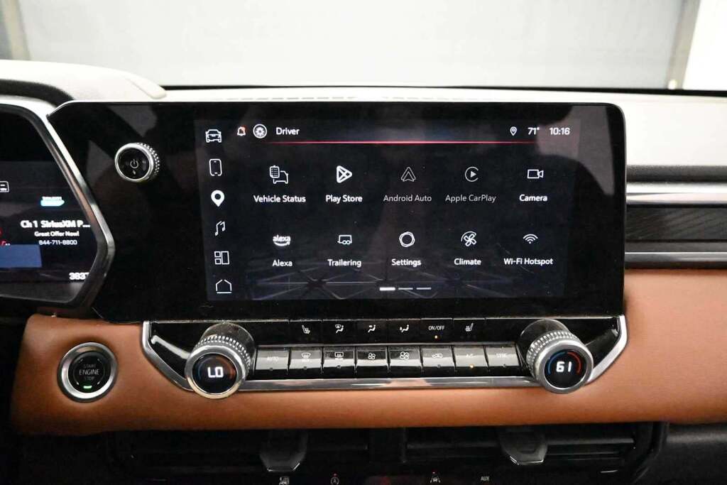 2024 GMC Canyon 4WD AT4