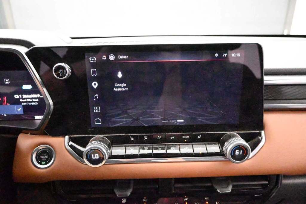 2024 GMC Canyon 4WD AT4