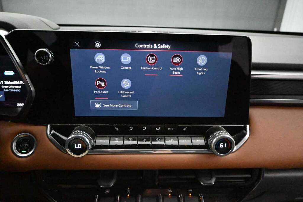 2024 GMC Canyon 4WD AT4