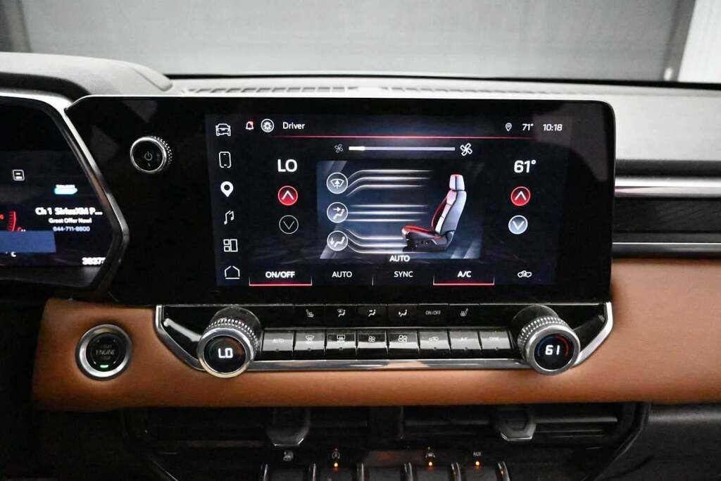 2024 GMC Canyon 4WD AT4
