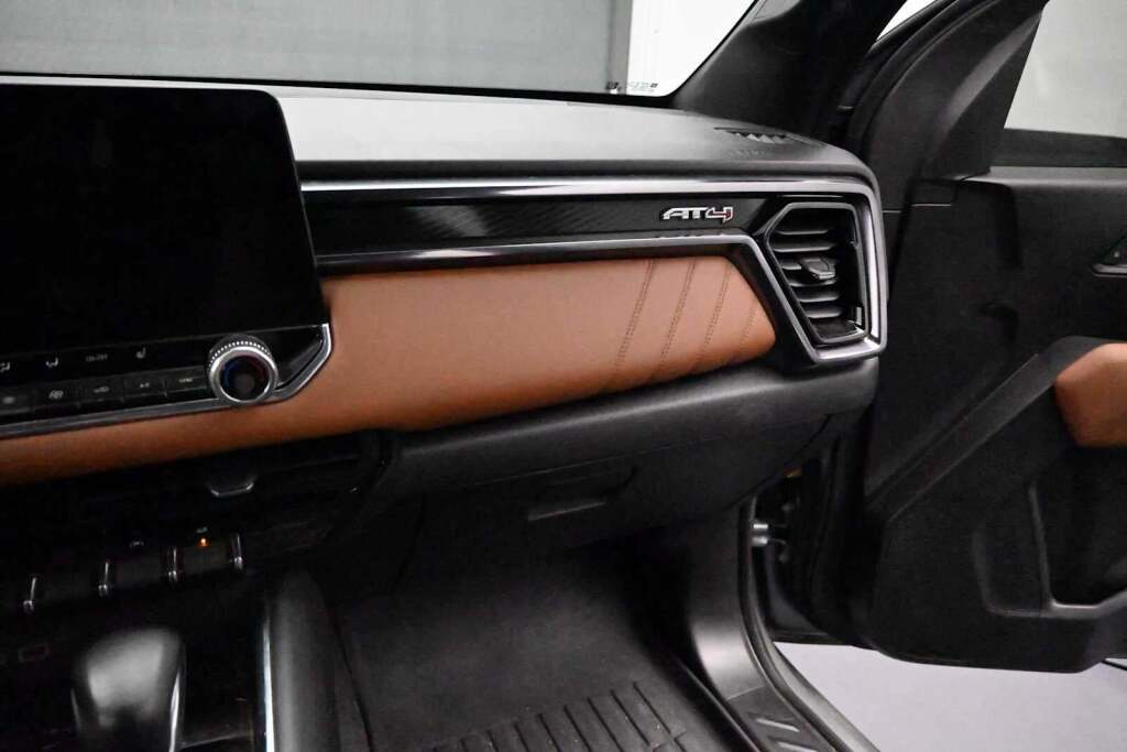 2024 GMC Canyon 4WD AT4