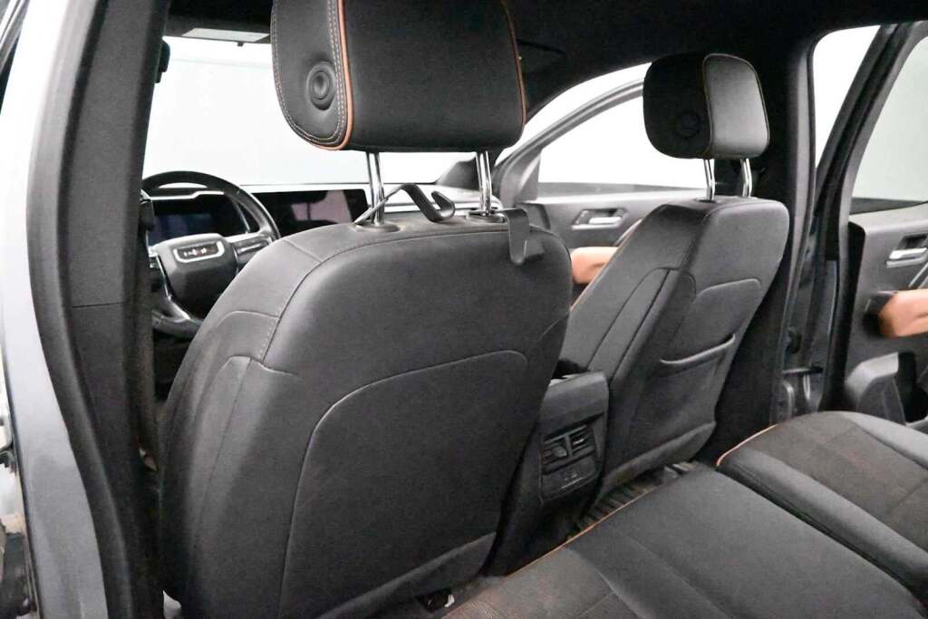 2024 GMC Canyon 4WD AT4