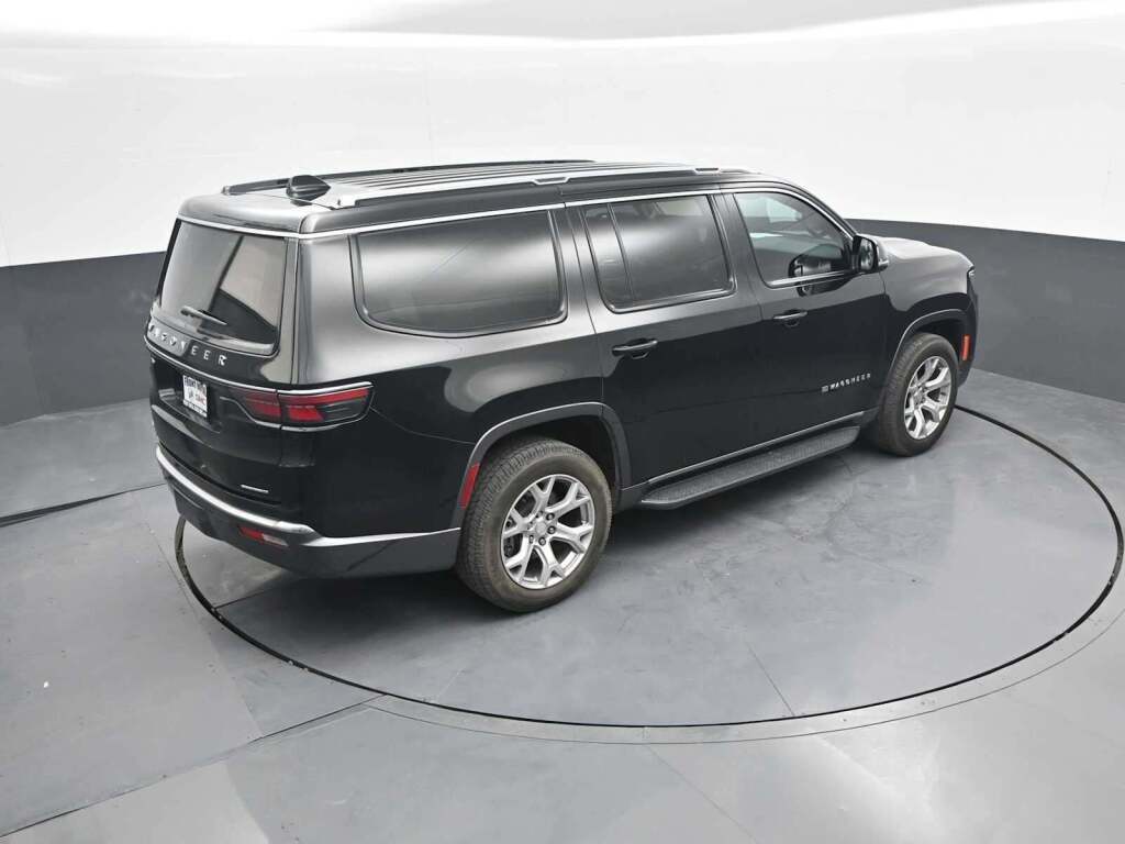 2022 Jeep Wagoneer Series II 4x4