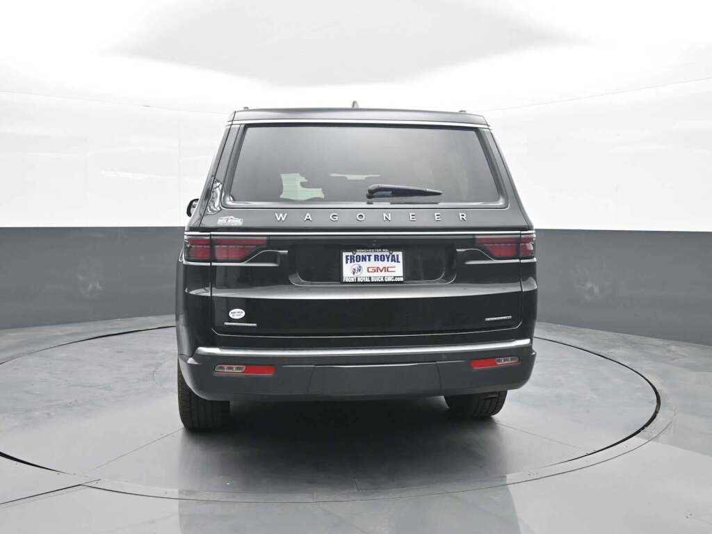 2022 Jeep Wagoneer Series II 4x4