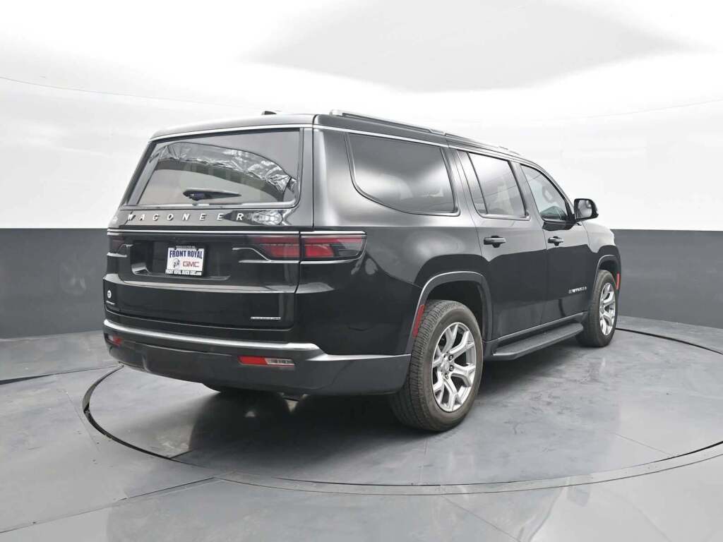 2022 Jeep Wagoneer Series II 4x4