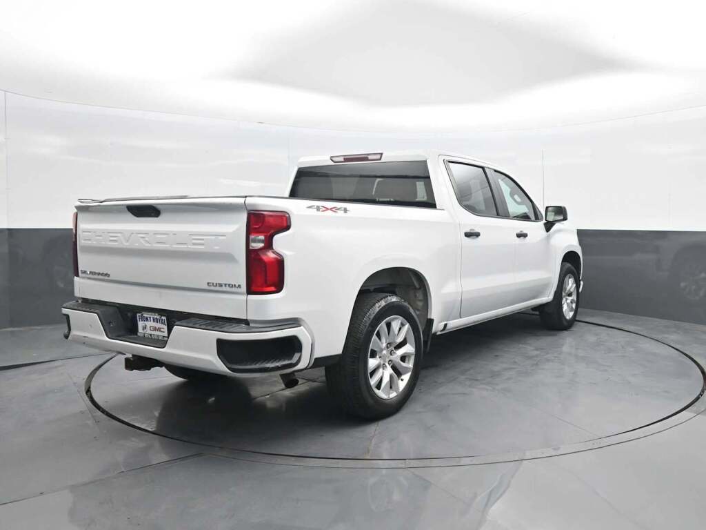 2022 Chevrolet Silverado 1500 LTD Custom