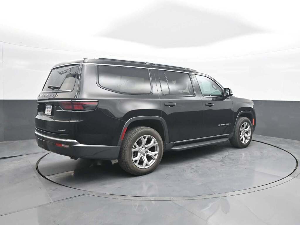 2022 Jeep Wagoneer Series II 4x4