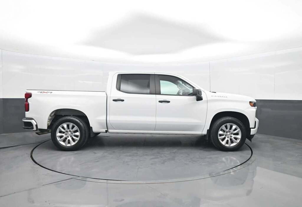 2022 Chevrolet Silverado 1500 LTD Custom