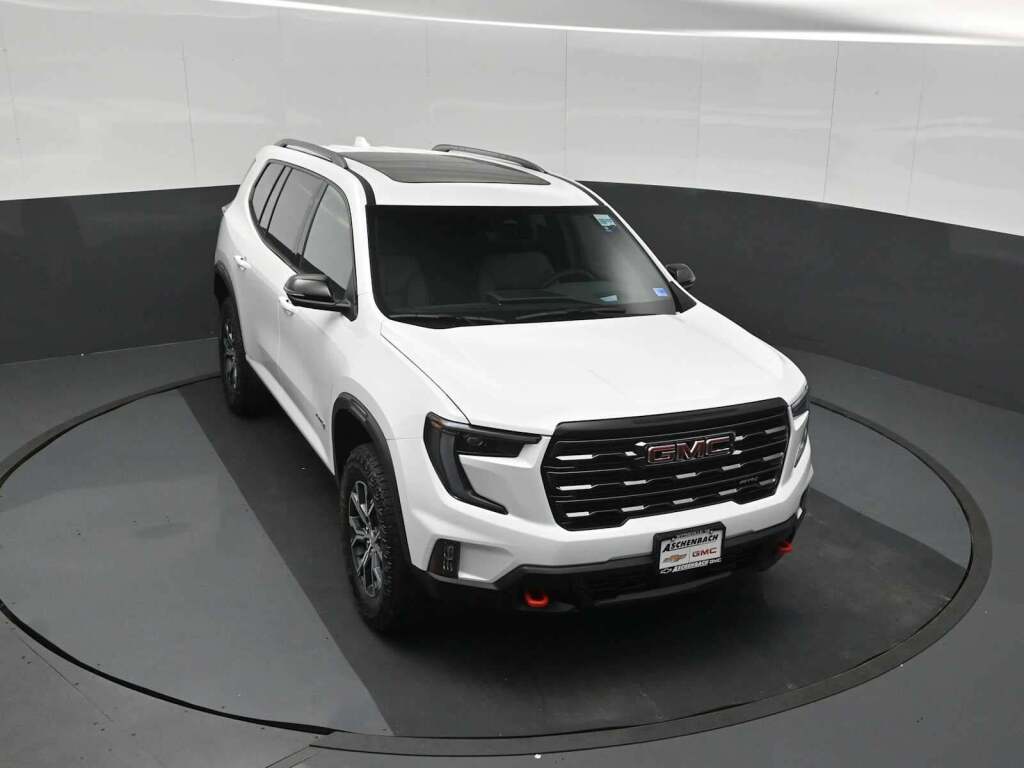 2026 GMC Acadia AT4 AWD