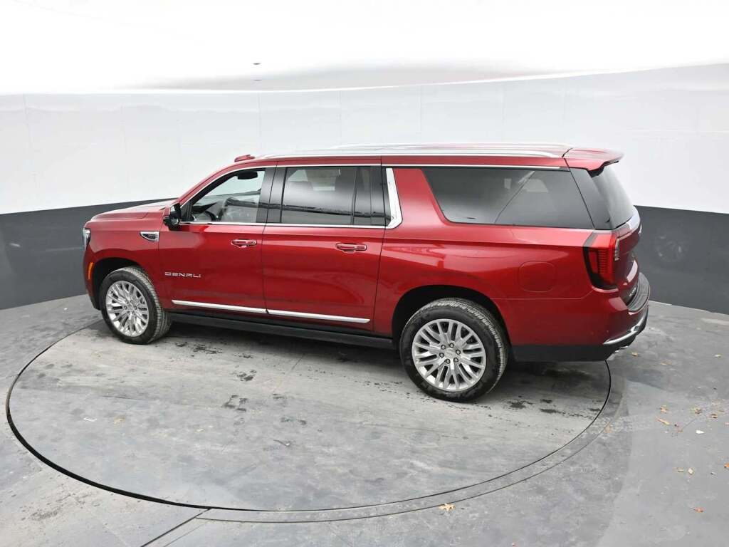 2026 GMC Yukon XL 4WD Denali