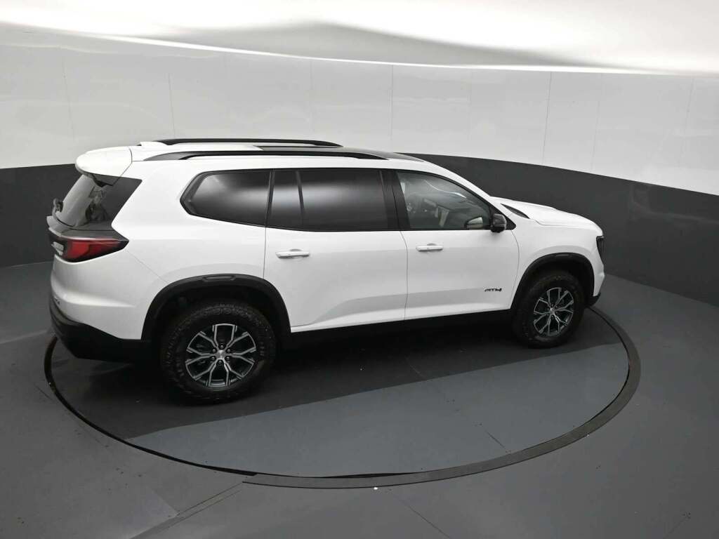 2026 GMC Acadia AT4 AWD