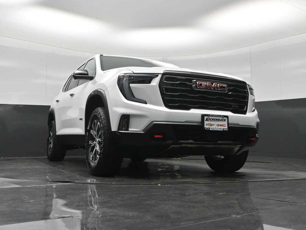 2026 GMC Acadia AT4 AWD