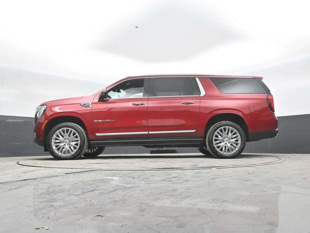 2026 GMC Yukon XL 4WD Denali