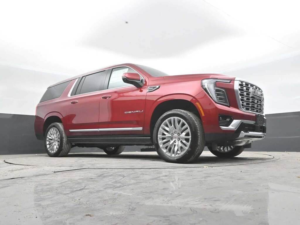 2026 GMC Yukon XL 4WD Denali